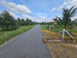 20x41 có 200m2 thổ cư. đường nhựa ngay kcn . 2,72 tỷ