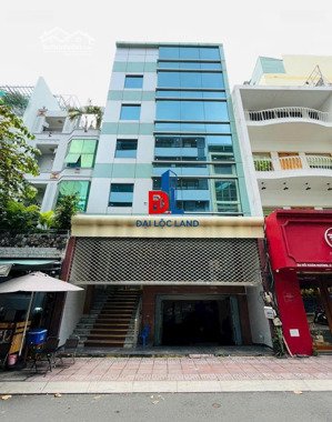 cho thuê nguyên tòa nhà mt hoàng văn thụ. hầm, trệt, lửng 5 lầu. hệ thống pccc. sàn suốt đẹp