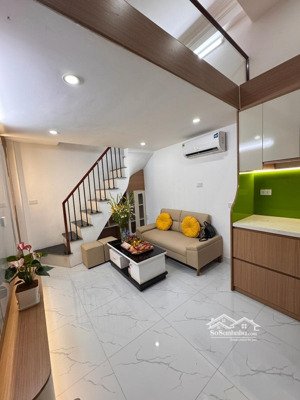 lô góc 3 mặt thoáng, ngõ thông gần hồ, nhà mới tinh full nt, k qh. dt20m 5t mt4m giá 4,8 tỷ