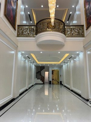 bán nhà thạch bàn, ô tô tránh, 77m x 7 tầng full nội thất.