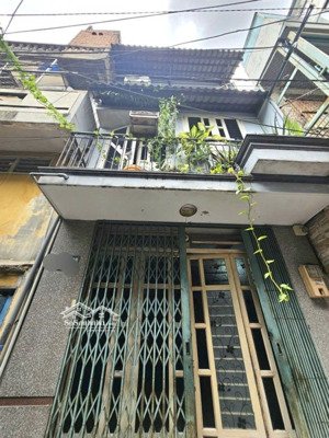 bán nhà 3 tầng sát trường đại học hồng bàng đường điện biên phủ p17 bình thạnh lh: 