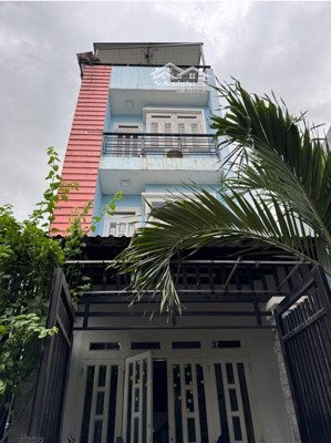 siêu rộng nhà gồm 3 căn phù hợp gia đình nhiều thế hệ hoặc vừa ở vừa cho thuê.