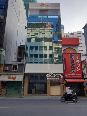 toà nhà cho thuê mặt tiền trung tâm quận 1