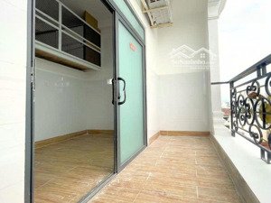 phòng full nội thất gần đầm sen - vhu - huflit. mới xây ở liền. giá từ 3tr5