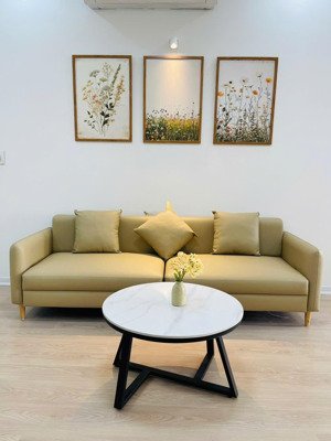 duy nhất 01 căn 2 ngủ 2vs đã có có sổ đỏ lâu dài. nhà full nội thất mới sang đẹp. ko có căn thứ 2