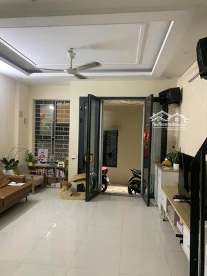 bán nhà trương định 36m2 x 4t x giá giá 6.2 tỷ, gần phố