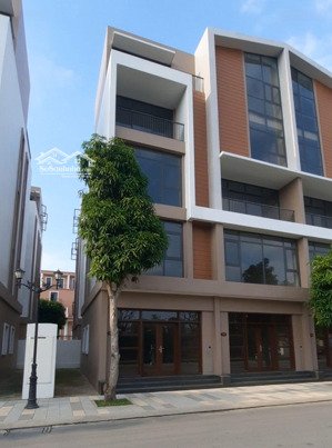 siêu hiếu, đối diện công viên, căn xẻ khe ad16-05 và 16-06 chỉ 143tr/m2