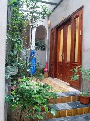 bán nhà riêng tại đặng thai mai, 18 tỷ, 75 m2, giá cực chất hot!