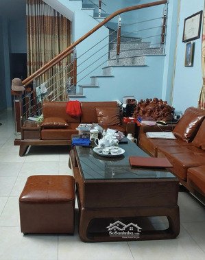 nhà rộng s 115m2, 3tầng, gần mặt phố, tiện ích xung quanh