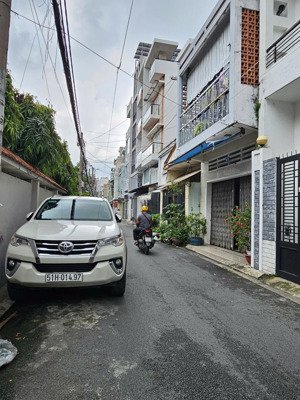 bán nhà huỳnh văn bánh hẻm xe hơi, phường 13 pn, 52m2, sổ vuông, vừa ở vừa kinh doanh - chỉ 9.7 tỷ