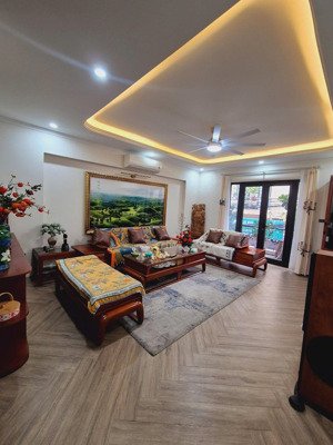 quan nhân, thanh xuân. dt 84m² x 5 tầng, mt 5m, giá 32 tỷ. mặt phố kinh doanh, 2 thoáng.