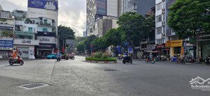 cần bán nhà q.1, gần co.opmart, chợ bến thành, 4 tầng, sát mặt tiền, 7 phòng ngủ, ở ngay, shr.