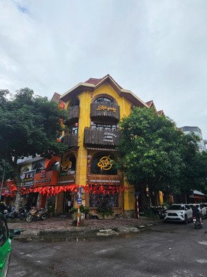 cho thuê nhà phố hàng chuối 100m² x 2 tầng, lô góc 2 mt 15m, vị trí trung tâm hai bà trưng