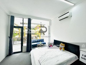 studio ban công - cửa sổ full kính - view cực chill - gần đại học gtvt - ngã tư hàng xanh
