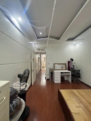 nhà đẹp ở ngay, trần duy hưng, trung tâm cầu giấy ngõ nông ô tô cách 30m