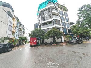 hạ chào 1 tỷ, chủ cần bán gấp nhà phân lô vỉa hè, ô tô tránh tại đông ngạc