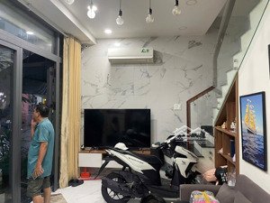 bán np đỗ đức dục, 6,7 tỷ, 35m2, view đẹp, p phú thọ hòa, tân phú, hcm