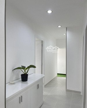 cần bán gấp căn 3 pn - view hồ bơi - landmark 81 - trung tâm phú mỹ hưng