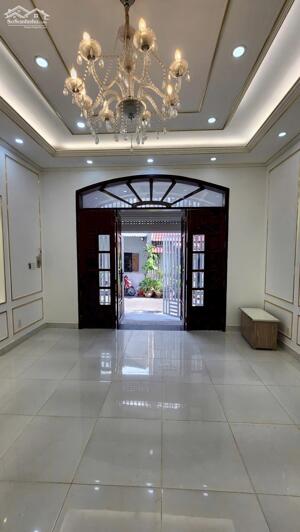 Cần Bán Nhà 2 Lầu HXH 1333 Huỳnh Tấn Phát, Quận 7