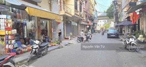 bán gấp nhà full nội thất ngay ga la khê ô tô sát nhà giá nhỉnh 6 tỷ