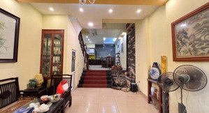 cho thuê nhà riêng ngõ 532 minh khai, dt 80m2 x 4t, nhà mới full đồ chia 4 ngủ, giá 15tr.