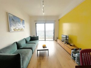 căn hộ nội thất rực rỡ trống sẵn chờ khách thuê the sun avenue 3pn