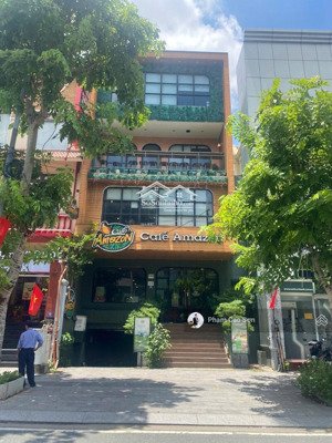 toà nhà ngang 8m sử dụng hơn 600m2 - đối diện coopmart rạch miễu 157 phan xích long, phú nhuận