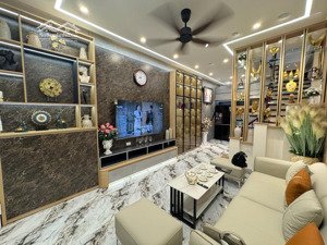 lô góc cầu giấy, 10m ô tô, 2 thoáng, ngõ thông, 31m2x5t