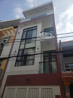 bán gấp nhà hxh trường chinh, dt 4x15m, cn 60m2 , 3 tầng giá chỉ 8 tỷ.