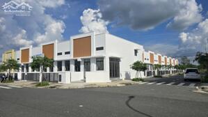 Còn 2 suất 1 trệt 1 lửng cuối block B1, B3 tại nhà phố Phước Đông giá cđt, trả trước 390tr công chứng nhận nhà cho thuê ngay Lh 0938677909 xem nhà