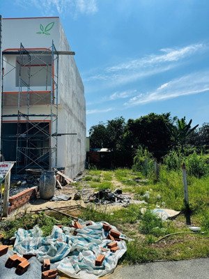 chính chủ kẹt tiền bán gấp đất 96m2 giá 700tr đường tỉnh lộ 7 xã thái mỹ củ chi sổ hồng riêng