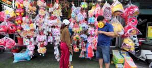 CẦN SANG LẠI MẶT BẰNG KINH DOANH CỬA HÀNG ĐỒ CHƠI TRẺ EM