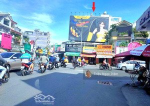 gấp bán chỉ 11.5 tỷ mặt tiền đường phan văn trị . p12. bình thạnh gần bùi đình tuý .