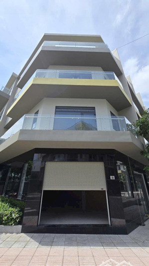 bcons uni valley biểu tượng thương mại giữa thung lũng tri thức