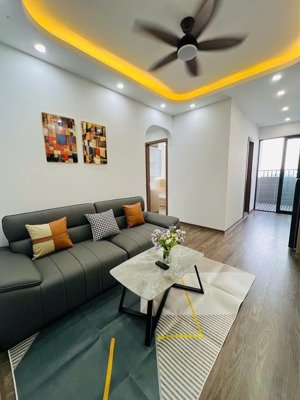 bán căn hộ gia đình 2 ngủ 2vs gần thanh xuân ngã tư sở