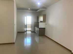 bán căn hộ 67m2= 2pn - 2wc. giá 2 tỷ 400. lh mr. tùng 