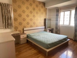 bán căn hộ 90m2= 3pn-2wc, căn góc thoáng mát. giá 3 tỷ 050 . lh mr. tùng 