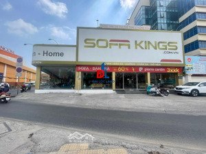 siêu phẩm độc nhất căn góc 2 mt cộng hòa với út tịch. dtsd: 1.000m2. vị trí vàng kinh doanh tự do