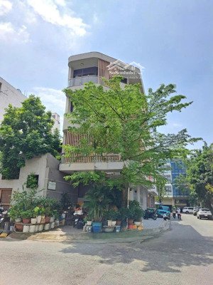 giỏ hàng thuê 5 mặt bằng giá từ 80tr cho cty thương hiệu lớn - đông nhân sự, thang máy và máy lạnh