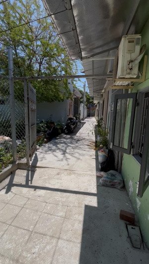 nhà cấp 4 giá rẻ - cách biển 800m - giá 1,4x tỷ.