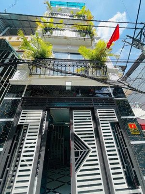 lô góc 3 thoáng - đường thông tứ tung - gần kđt xa la - kinh doanh - gần kđt xa la 33m2