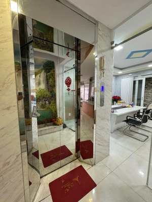 bán nhà 5 tầng có thang máy ngay gần đại học văn lang p13 bình thạnh(4x20m)10 phòng chỉ nhỉnh 13 tỷ