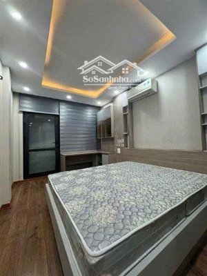 nhà đẹp hoàng hoa thám - 63m2 - 5 tầng - ô chờ thang máy - nhà sát phố - kinh doanh - dòng tiền tốt