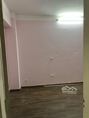 cho thuê chung cư 238 hoàng quốc việt, 100m2, 2pn, gần đủ đồ, 11 tr/th. lh: 