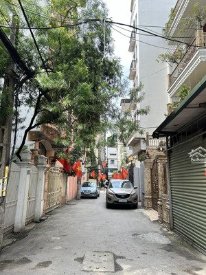 bán nhà đất còn sót lại phố tôn đức thắng 70m2 x mt 5m phân lô ngõ thông 5p di chuyển ra lăng bác