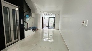 cho thuê nguyên căn vinhomes marina vừa ở vừa làm văn phòng chỉ 25 tr/tháng