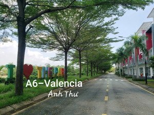 chính chủ cho thuê phòng view sông valencia riverside, p. phú hữu, q9, tp. hcm