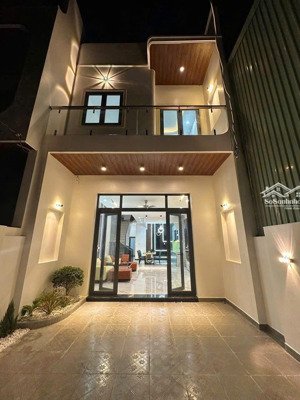 hai mẫu nhà 1 trệt 1 lầu vừa hoàn thiện tại phước tân