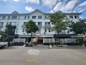 chính chủ bán gấp biệt thự dương nội trục chính 150m mt 9.5m vị trí siêu đẹp giá rẻ 3x tỷ