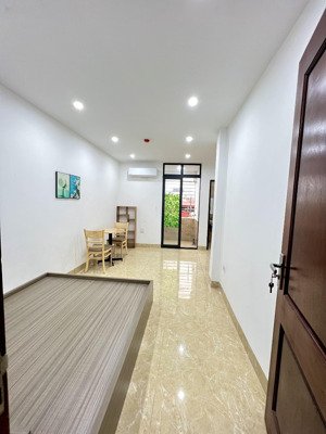 cho thuê 1ngủ 1 bếp đẹp thoáng cửa sổ giá rẻ tại 110 trần duy hưng